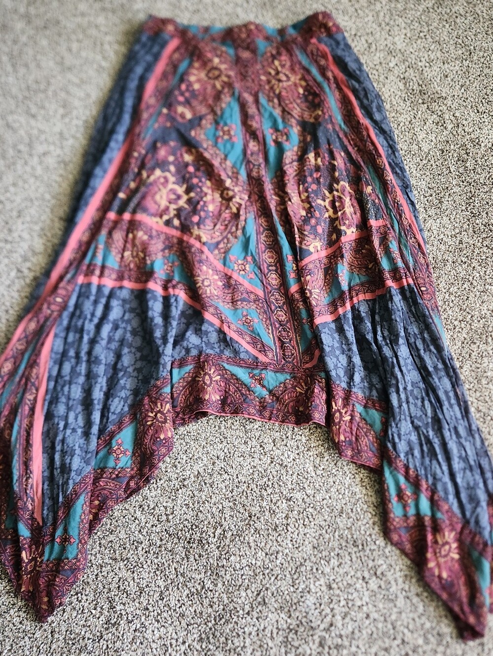 Free People Multicolor Paisley Rayon Skirt Elastic Waist Size M Handkerchief Hem
